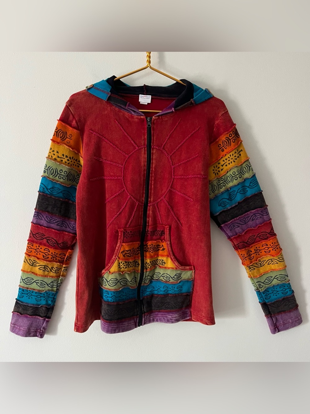 Greater Good Network Sunshine Daydream Cotton Hoodie Red Rainbow Fair Trade 2X